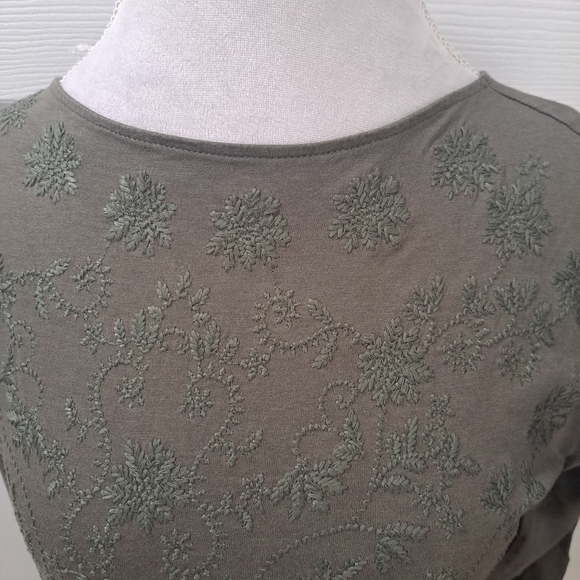 J. Jill Embroidered Olive Green Shirt  Size XS - Picture 2 of 10